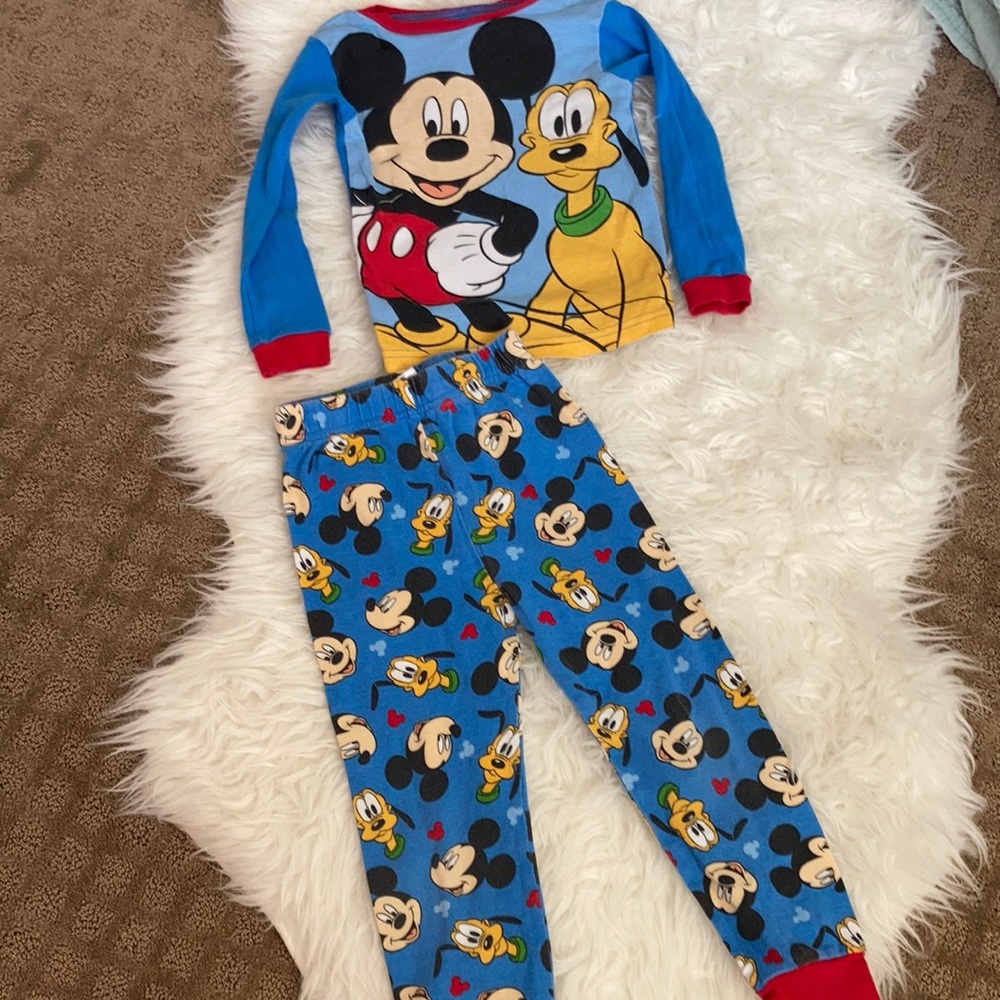 Mickey and Pluto pajama set